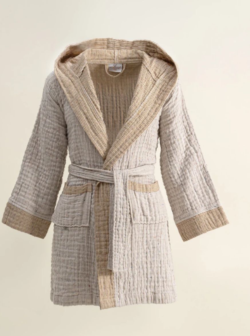 MELİNDA BORNOZ HARDAL resmi