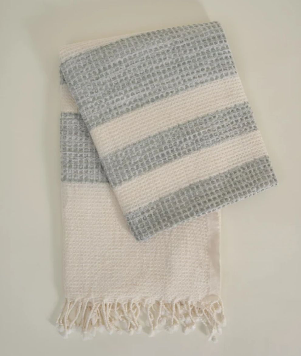 İKRA PEŞTEMAL HAKİ resmi