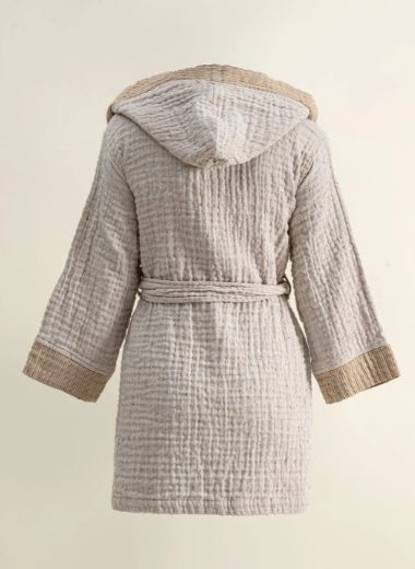 MELİNDA BORNOZ HARDAL resmi