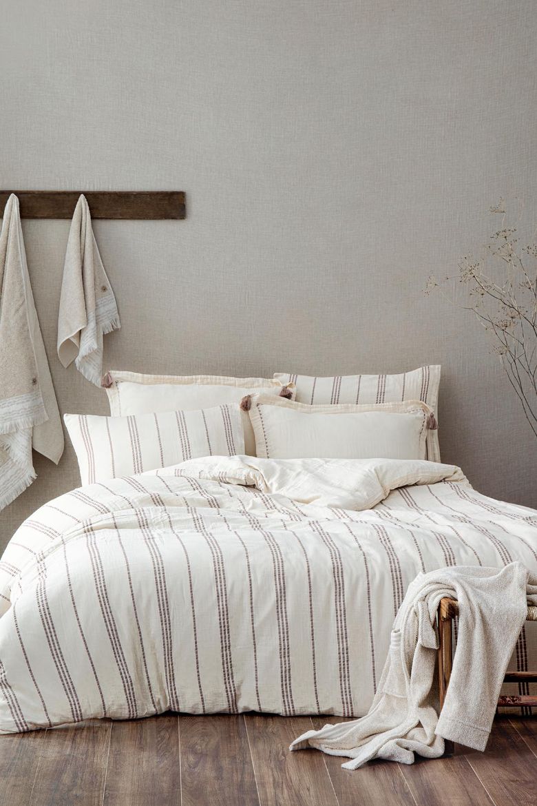 İZGİ NEVRESİM TAKIMI BEJ resmi