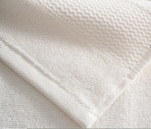 LARA BANYO HAVLUSU KREM resmi